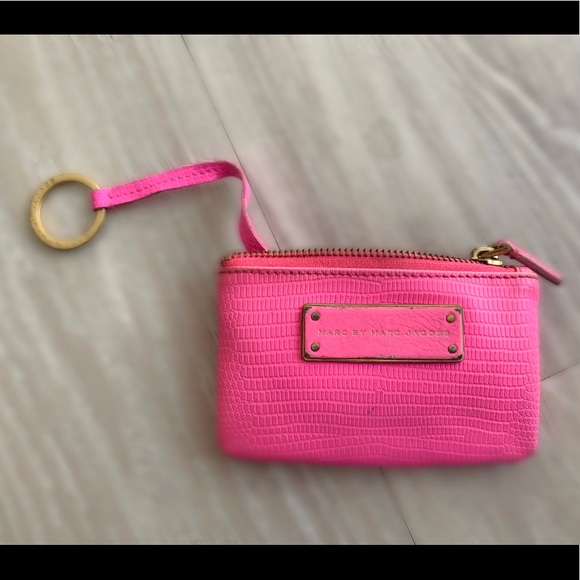 Marc Jacob’s Neon Pink Wallet Key Ring Pouch - Picture 2 of 6